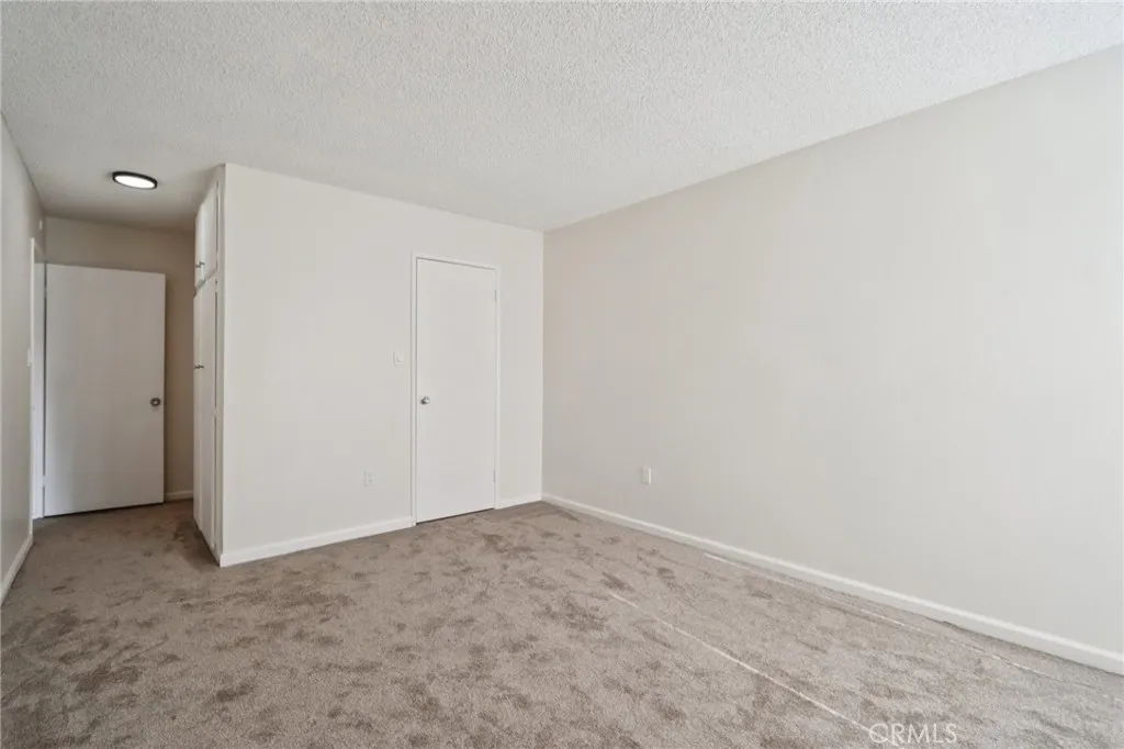 1010 W Macarthur Boulevard 24, Santa Ana, California 92707 home-pic-19