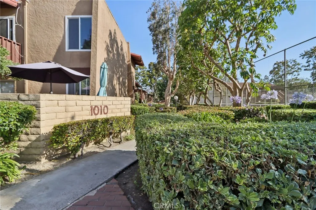 1010 W Macarthur Boulevard 24, Santa Ana, California 92707 home-pic-0