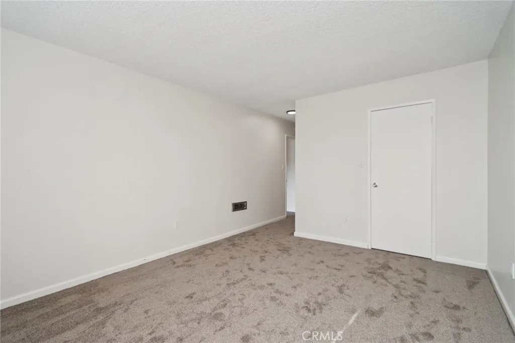 1010 W Macarthur Boulevard 24, Santa Ana, California 92707 home-pic-20