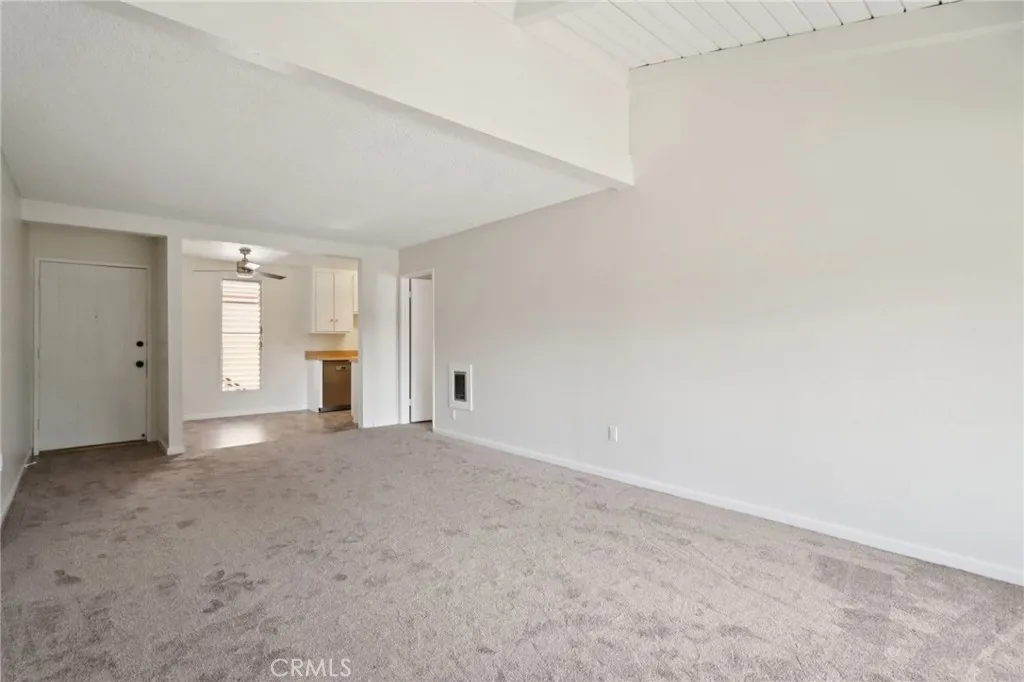 1010 W Macarthur Boulevard 24, Santa Ana, California 92707 home-pic-9