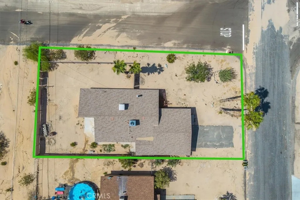 5616 Cahuilla Avenue, 29 Palms, California 92277 home-pic-22