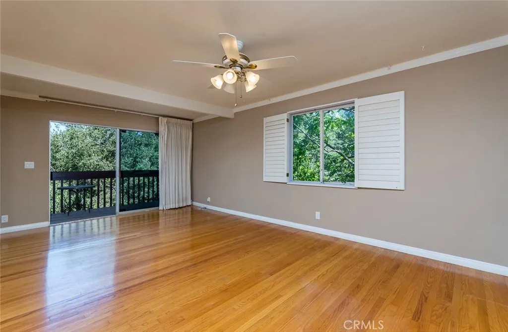 1835 Las Flores Drive, Glendale, California 91207 home-pic-15