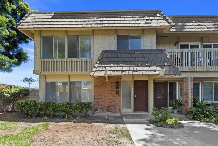 10473 Smoke River Court, Fountain Valley, California 92708