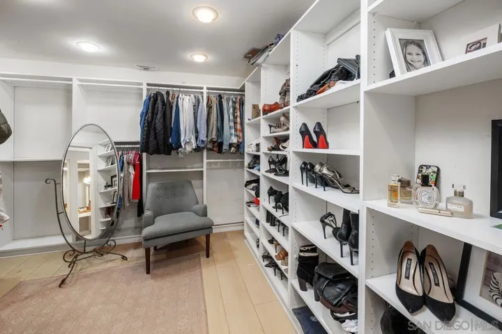 2676 Caminito Prado, La Jolla, California 92037