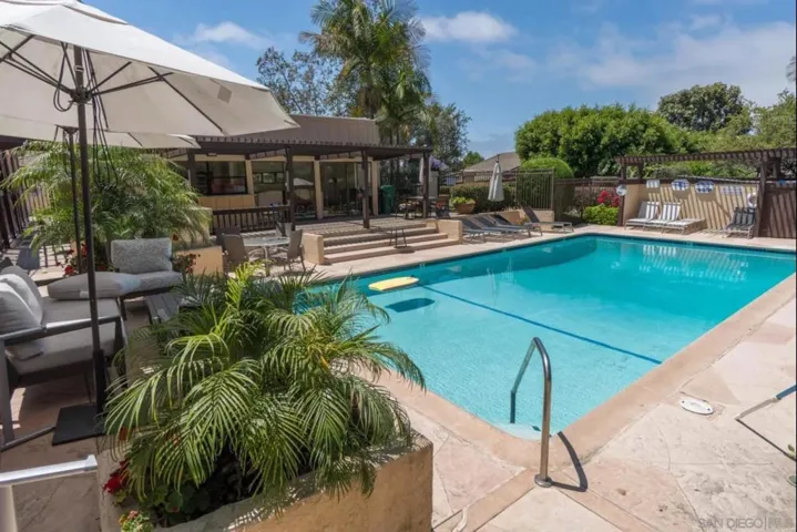 2676 Caminito Prado, La Jolla, California 92037