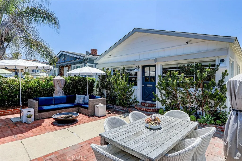 42 21st Street, Hermosa Beach, California 90254 home-pic-1