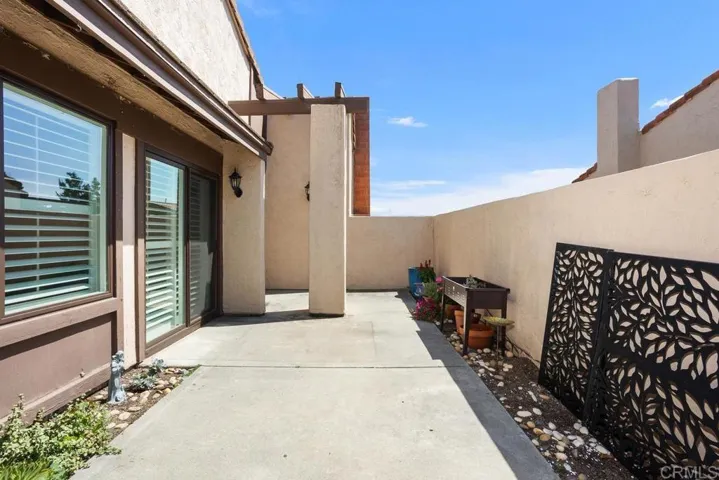2072 Golden Circle Drive, Escondido, California 92026