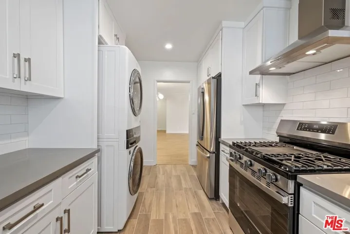1248 N Crescent Heights Boulevard 3, West Hollywood, California 90046