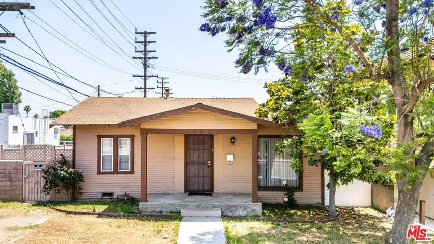 1062 Sonora Avenue, Glendale, California 91201
