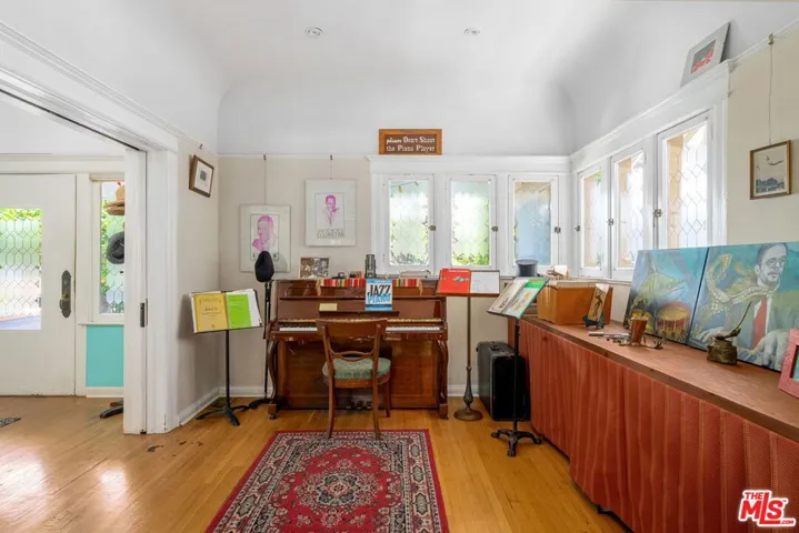 1501 S Harvard Boulevard, Los Angeles, California 90006