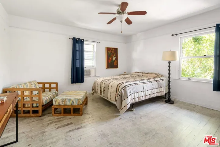 1501 S Harvard Boulevard, Los Angeles, California 90006