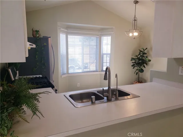 3860 S Higuera Street B5, San Luis Obispo, California 93401