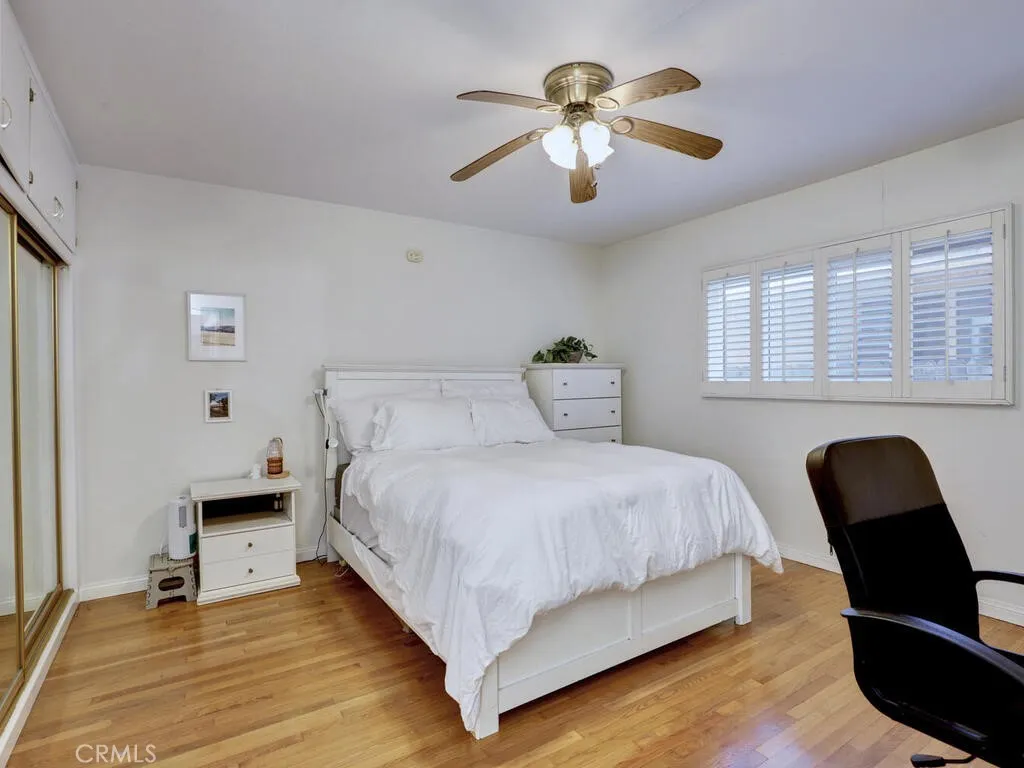 3042 E. 3rd St 5, Long Beach, California 90814 home-pic-18