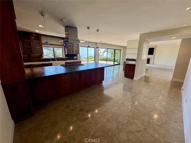2745 Temple Hills Drive, Laguna Beach, California 92651