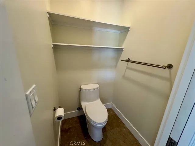 Primary water closet