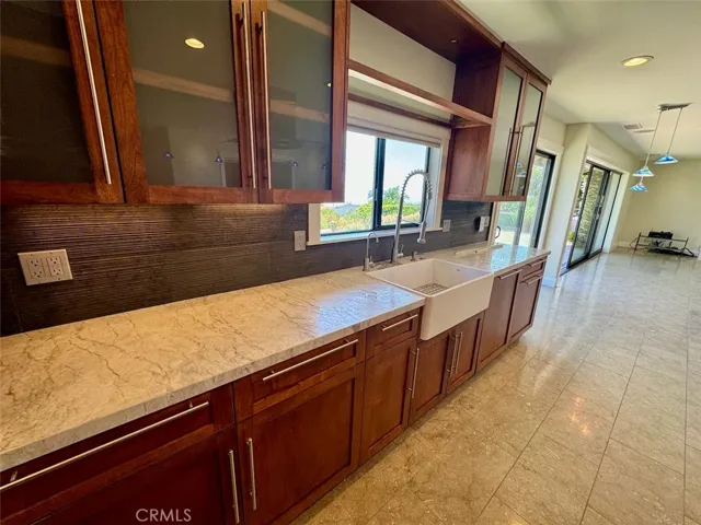 2745 Temple Hills Drive, Laguna Beach, California 92651