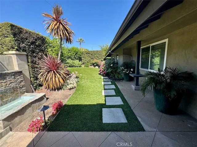 2745 Temple Hills Drive, Laguna Beach, California 92651
