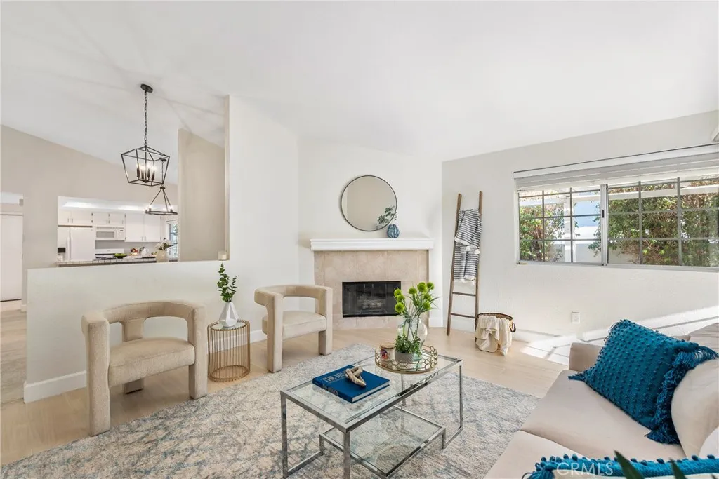 43791 Calle Las Brisas W, Palm Desert, California 92211, 2 Bedrooms Bedrooms, ,3 BathroomsBathrooms,Residential,For Sale,Calle Las Brisas,PW25137882