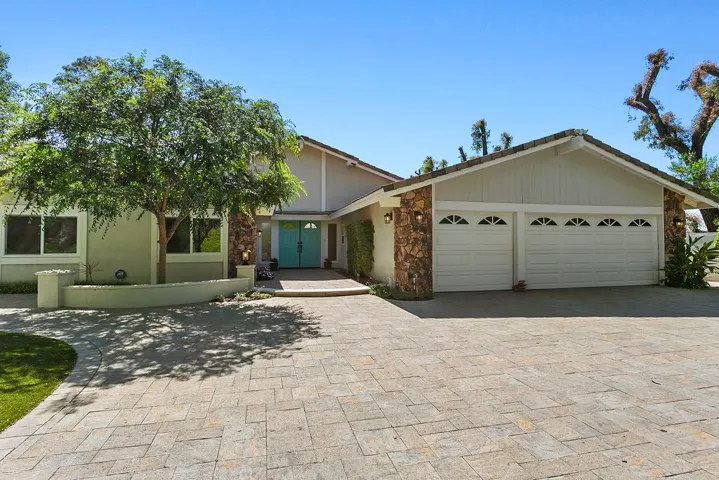 245 S Via Montanera, Anaheim Hills, California 92807