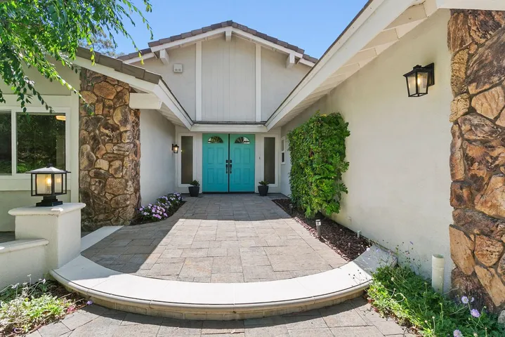 245 S Via Montanera, Anaheim Hills, California 92807