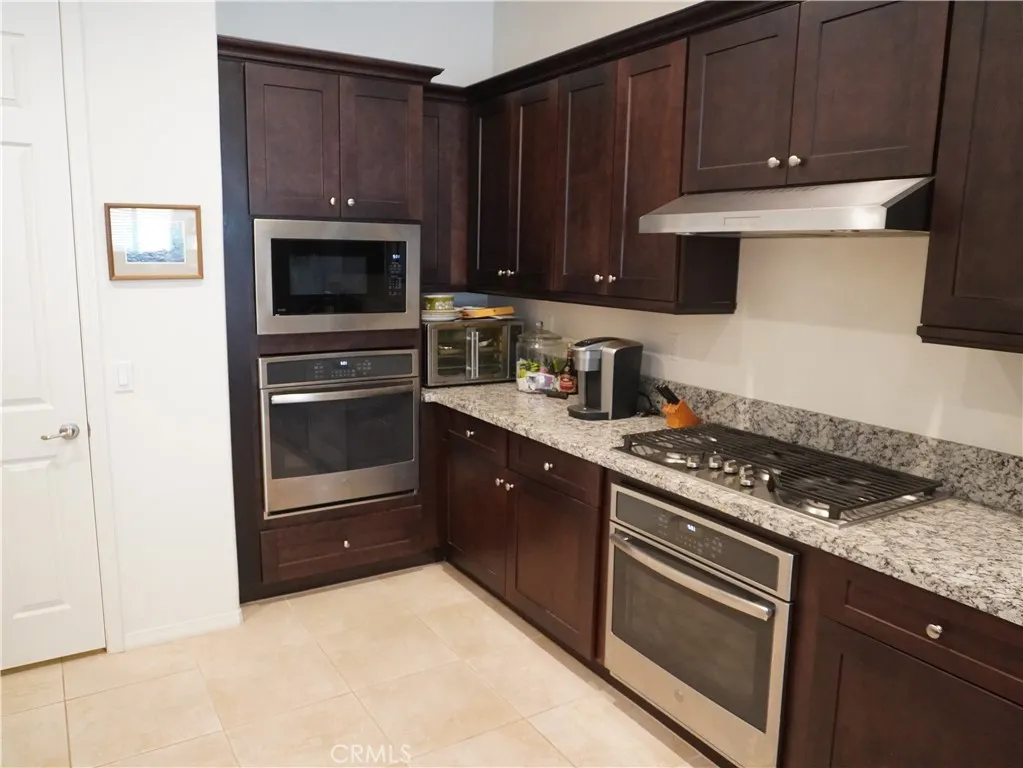 348 Scarlett Runner, Beaumont, California 92223 home-pic-20