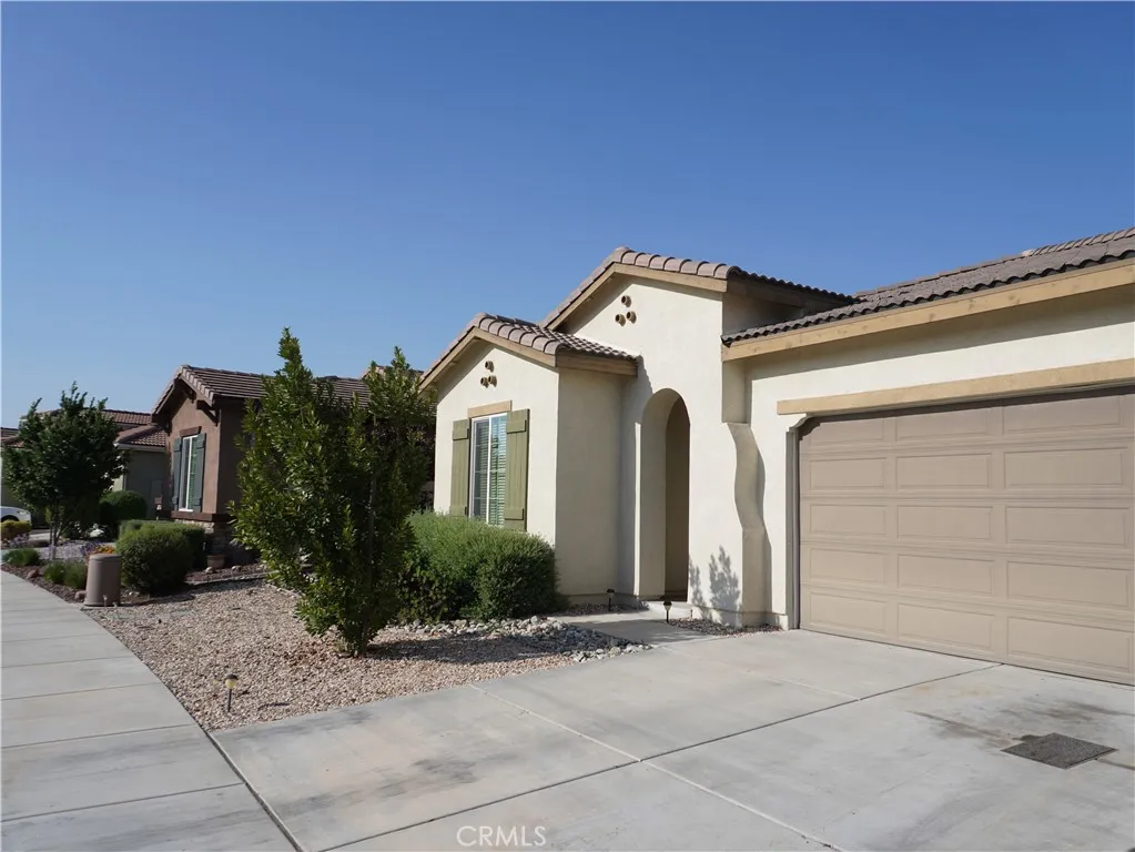 348 Scarlett Runner, Beaumont, California 92223 home-pic-13