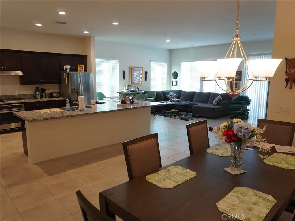 348 Scarlett Runner, Beaumont, California 92223 home-pic-4