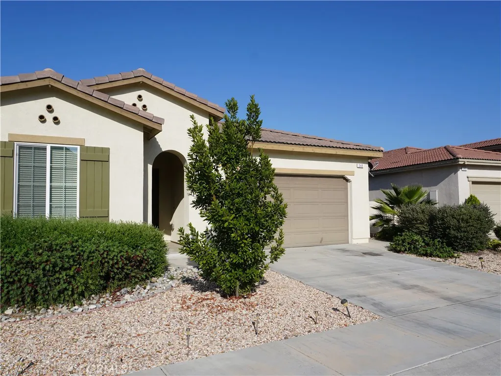 348 Scarlett Runner, Beaumont, California 92223 home-pic-12