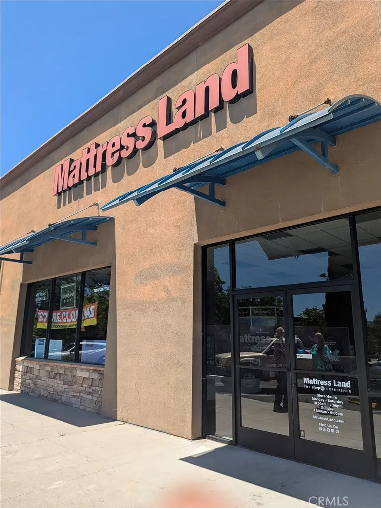 Rental Space Frontage