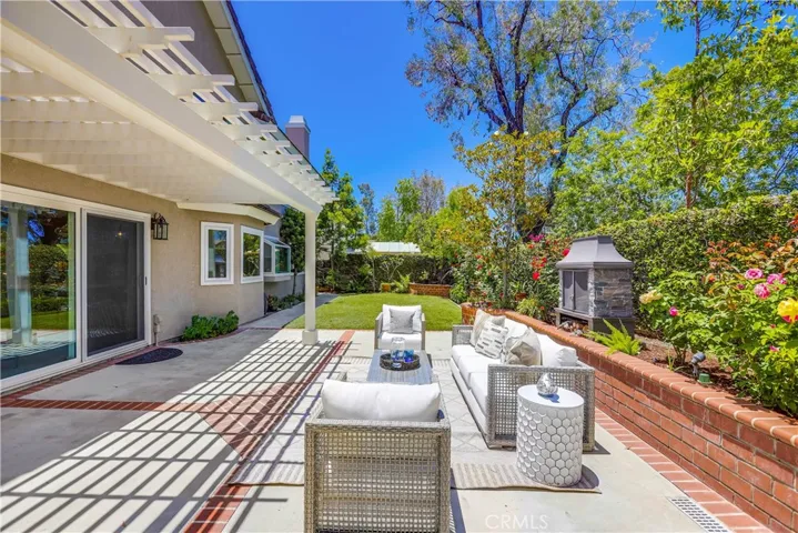 25011 Calle Madera, Lake Forest, California 92630