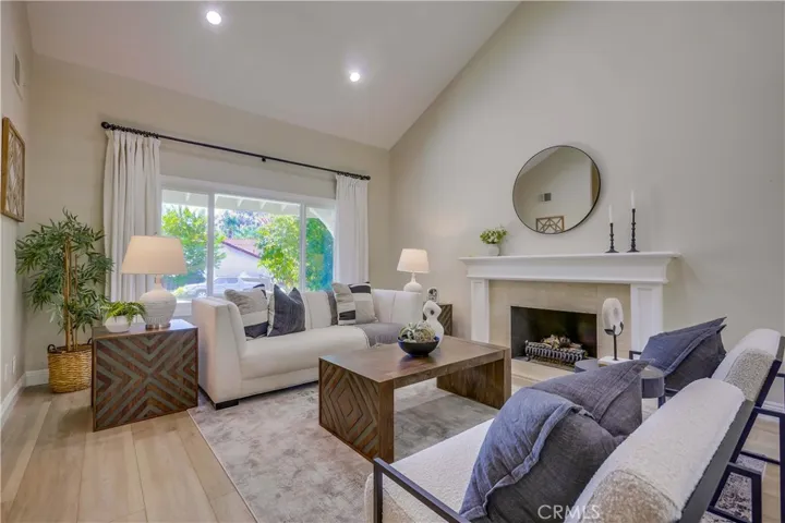 25011 Calle Madera, Lake Forest, California 92630