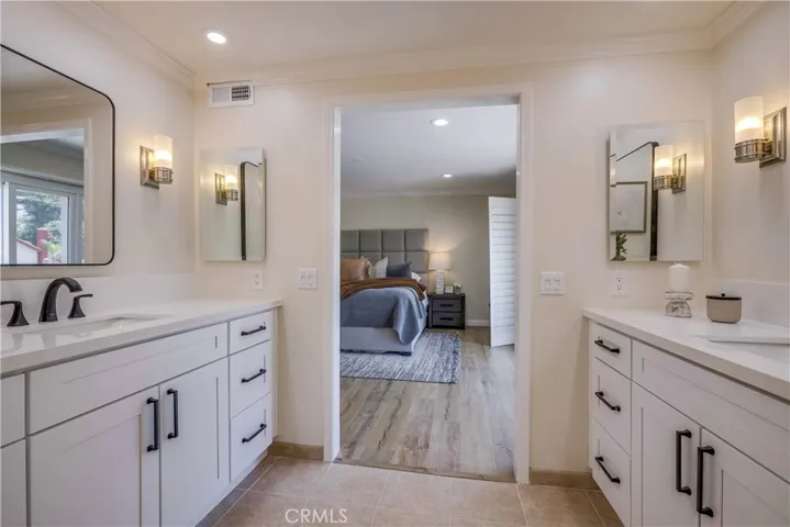 25011 Calle Madera, Lake Forest, California 92630