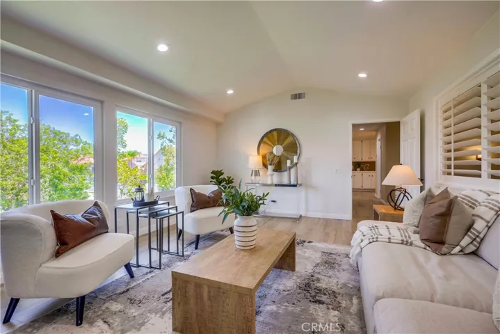 25011 Calle Madera, Lake Forest, California 92630