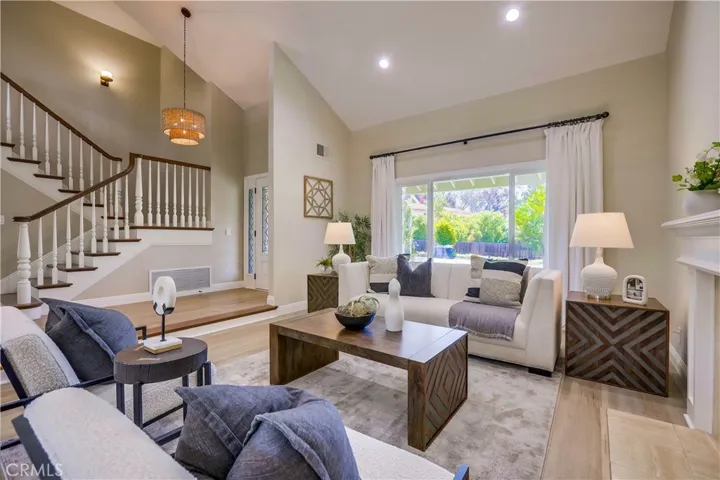 25011 Calle Madera, Lake Forest, California 92630