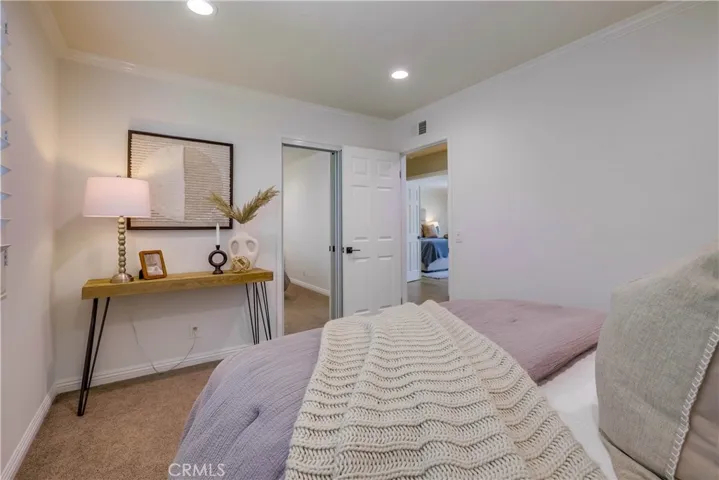 25011 Calle Madera, Lake Forest, California 92630