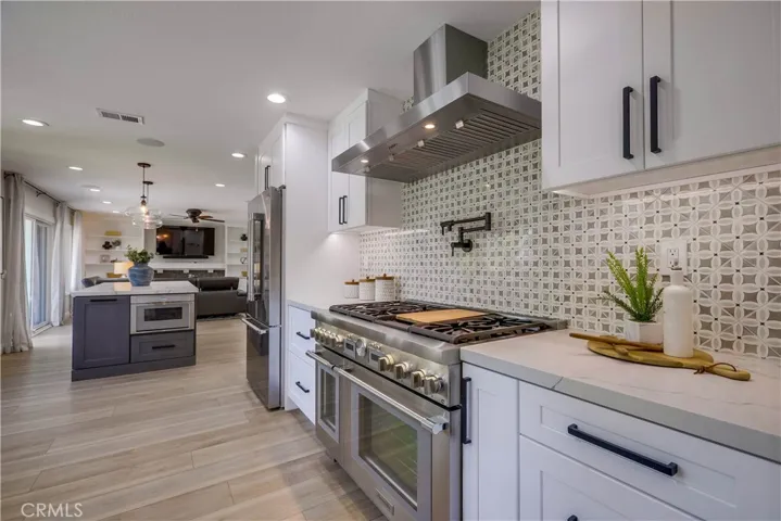 25011 Calle Madera, Lake Forest, California 92630