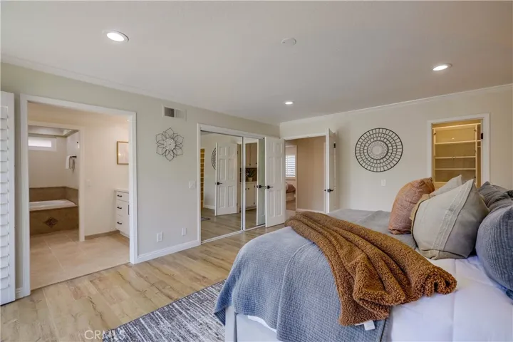 25011 Calle Madera, Lake Forest, California 92630