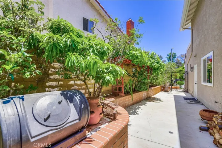25011 Calle Madera, Lake Forest, California 92630