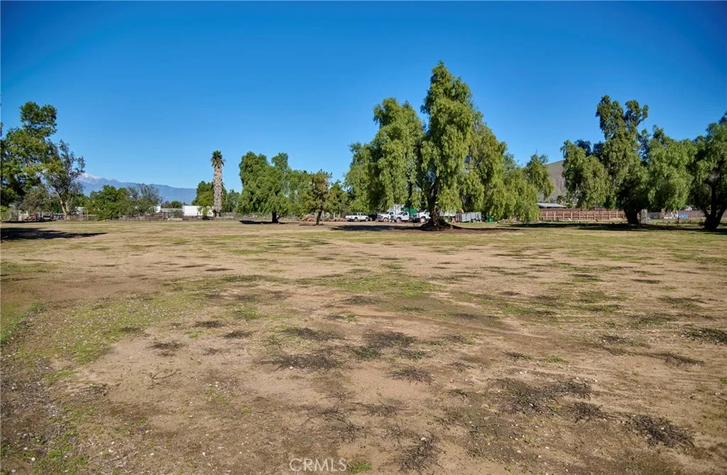 3475 Hillside Avenue, Norco, California 92860 home-pic-41