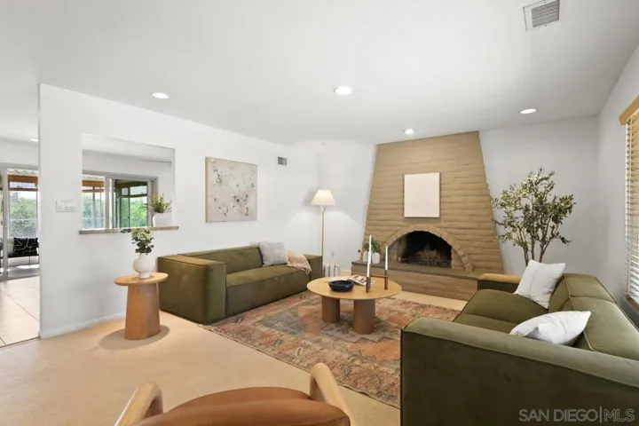 9633 Pebble Beach Dr, Santee, California 92071