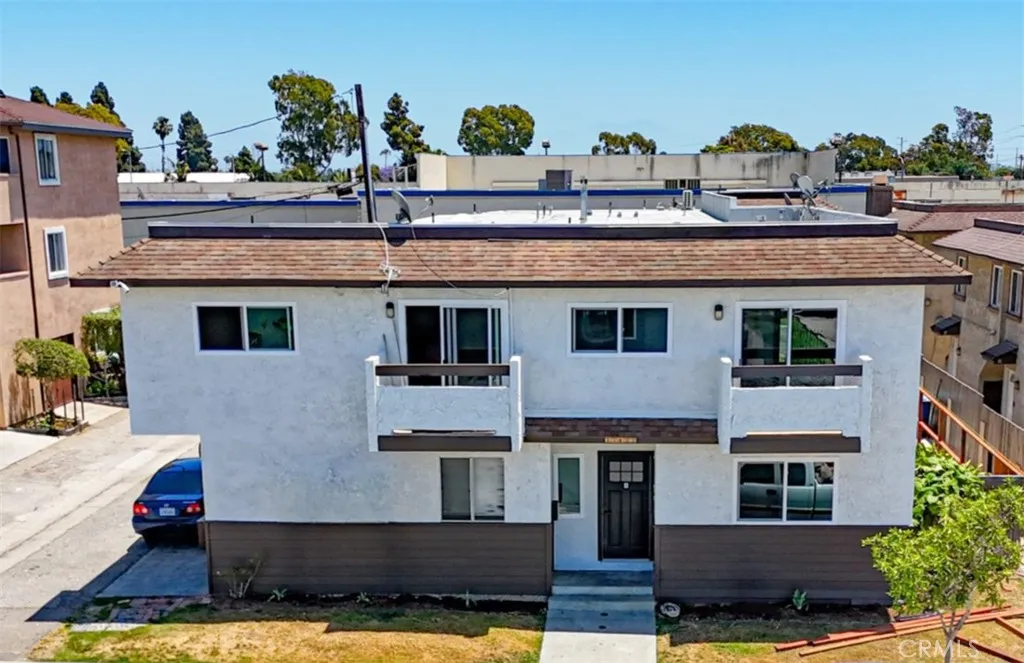 17422 Keelson Lane, Huntington Beach, California 92647, ,Residential Income,For Sale,Keelson,OC25137924