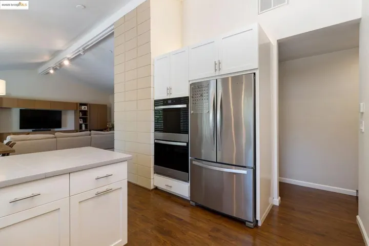 2041 Hidden Valley Dr, Santa Rosa, California 95404