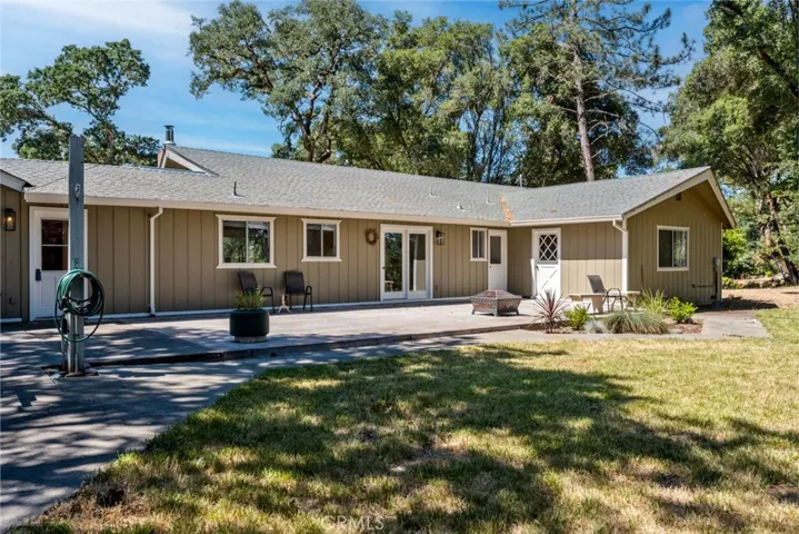 1620 Deerwood Drive, Ukiah, California 95482