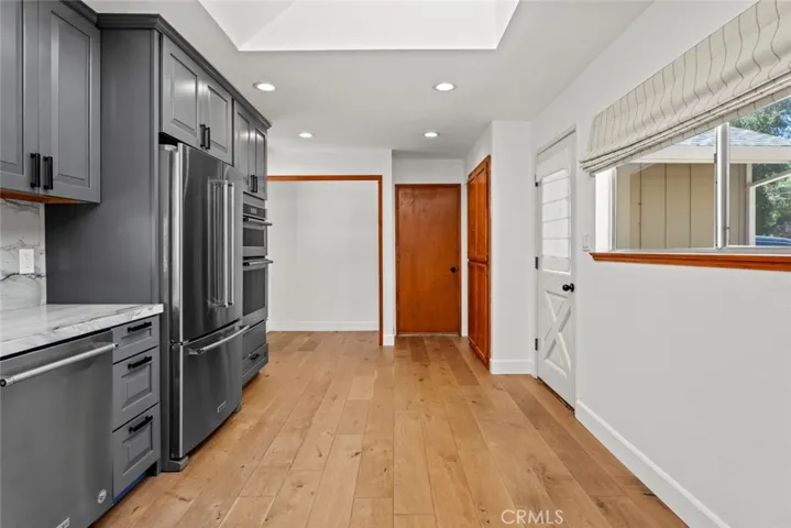 1620 Deerwood Drive, Ukiah, California 95482