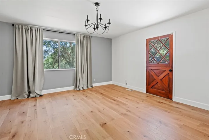 1620 Deerwood Drive, Ukiah, California 95482