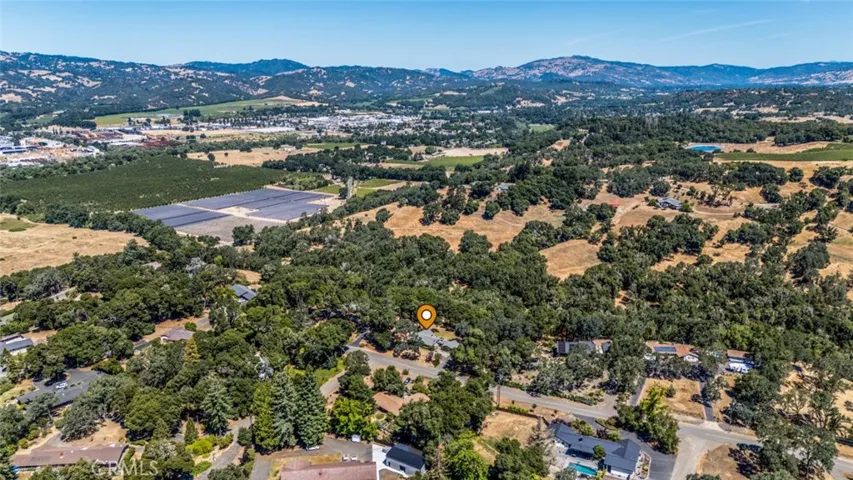 1620 Deerwood Drive, Ukiah, California 95482