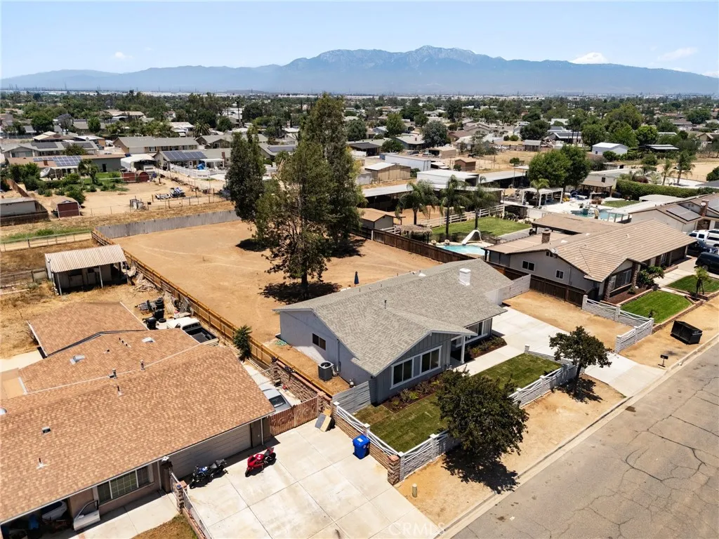 11187 58th Street, Jurupa Valley, California 91752 home-pic-1