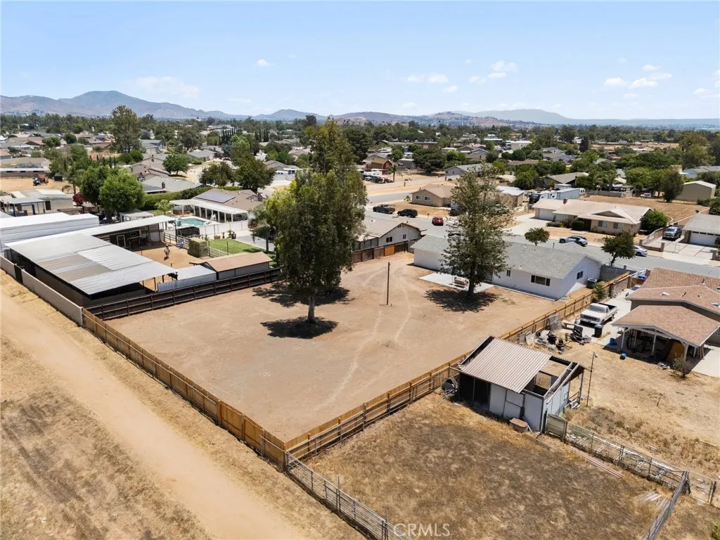 11187 58th Street, Jurupa Valley, California 91752 home-pic-3