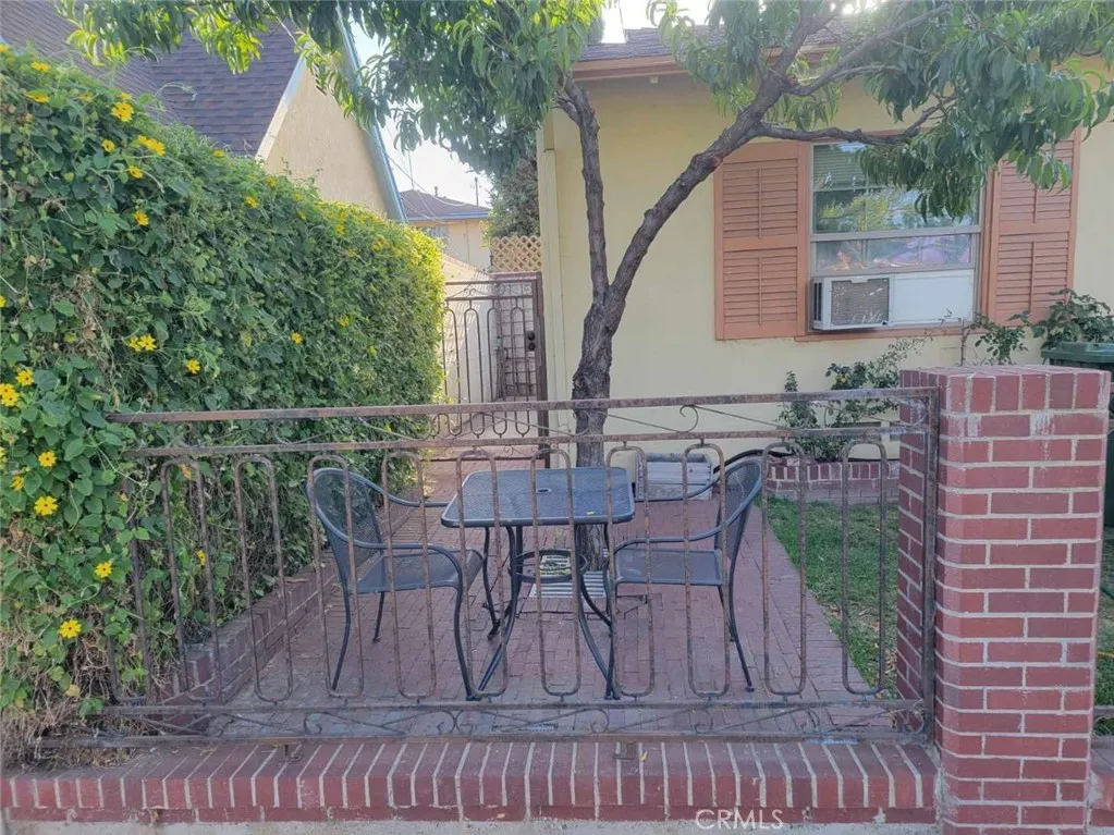 125 N Bushnell Avenue, Alhambra, California 91801 home-pic-6
