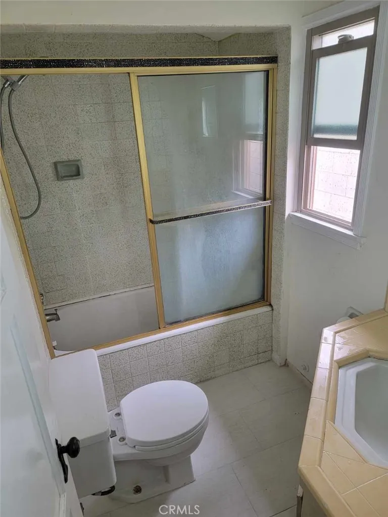 125 N Bushnell Avenue, Alhambra, California 91801 home-pic-2